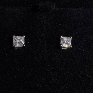 SOLID 14k carat White Gold CERTIFIED 3/4 CTTW CT .92 diamond earrings